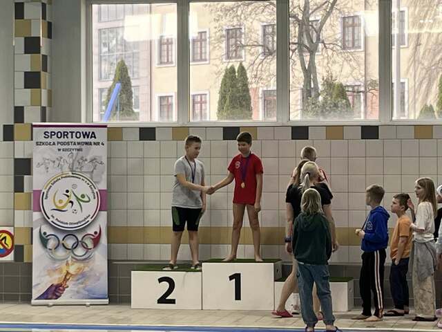 Pływacy z naszej szkoły