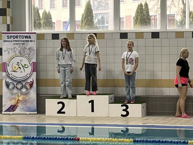 Pływacy z naszej szkoły