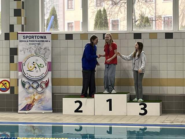 Pływacy z naszej szkoły