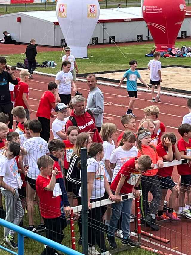 Nasi uczniowie na zawodach lekkoatletycznych!