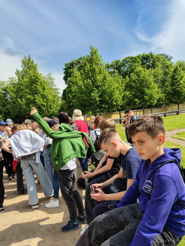 Wycieczka klas 4a i 4b do Nowogrodu i Białegostoku