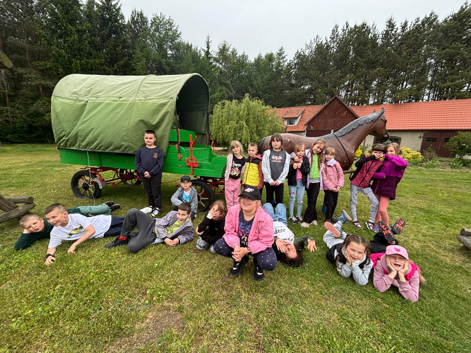 https://m.powiatszczycienski.pl/2025/05/orig/5-83608.jpg