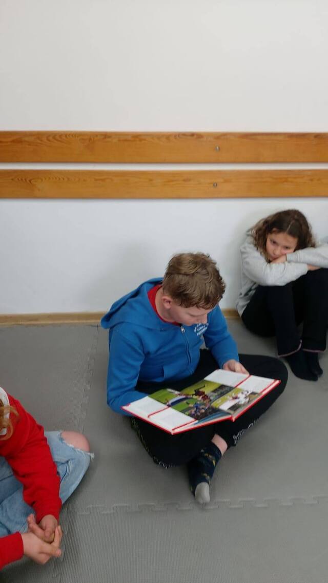 Klasa 5c w świecie książek: Realizacja Narodowego Programu Rozwoju Czytelnictwa