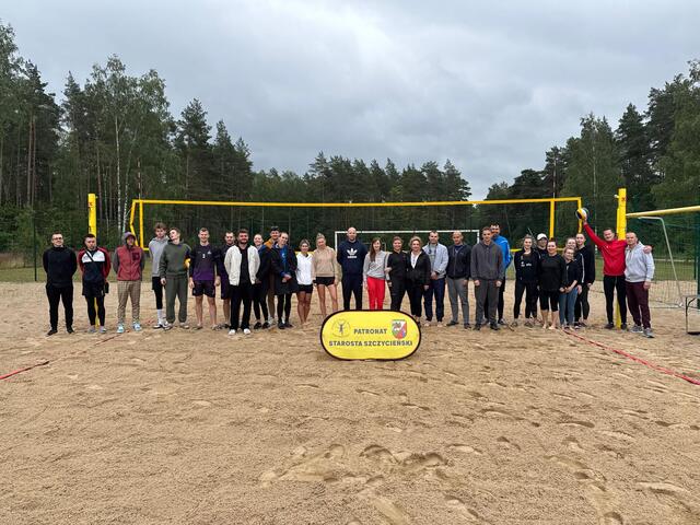 Siatkówka plażowa w Lemanach. Rywalizacja o Puchar Starosty