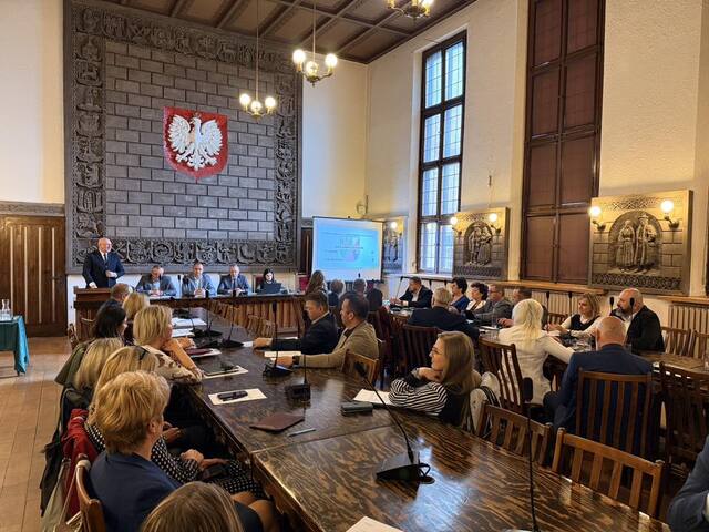  Zarząd Powiatu z absolutorium 
