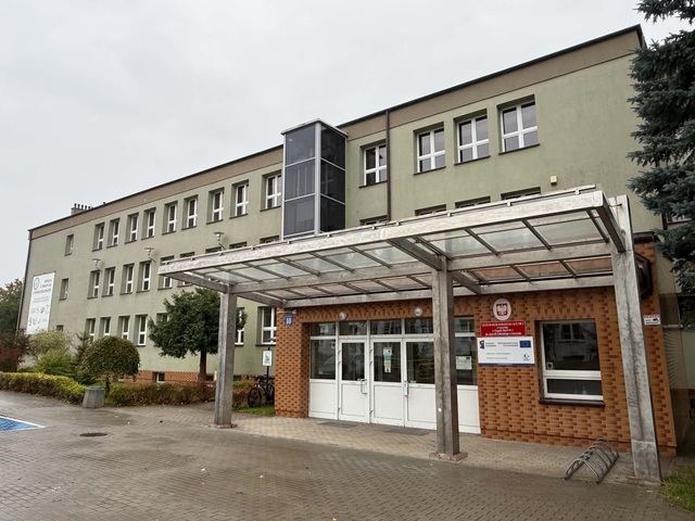 Blisko 842 tys. zł na rozwój kompetencji w szczycieńskiej „Trójce”